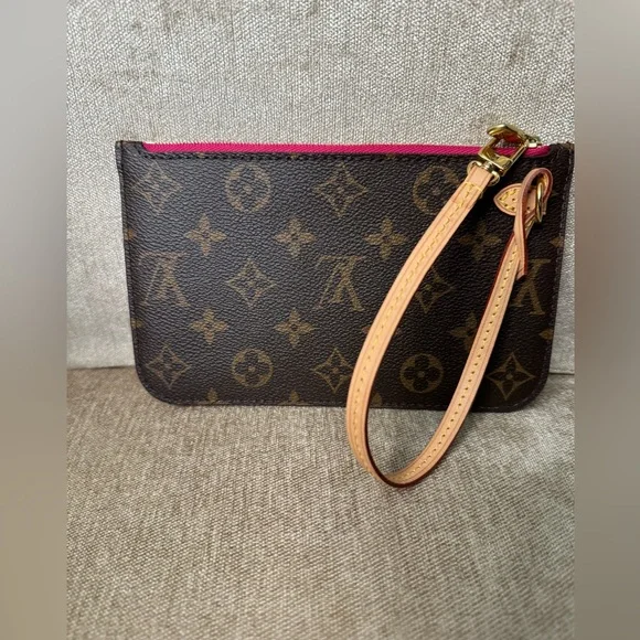 LOUIS VUITTON - NEW Neverfull Pink Pivone Pochette Monogram - for PM or … - Picture 4 of 10